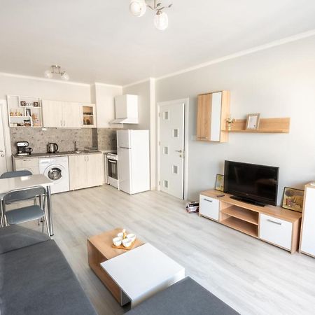 Lovely 1Bed Apartment For 4 Guests & Free Parking Plovdiv Ngoại thất bức ảnh