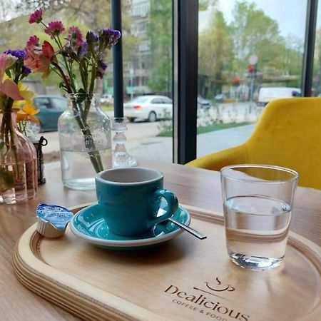 Lovely 1Bed Apartment For 4 Guests & Free Parking Plovdiv Ngoại thất bức ảnh