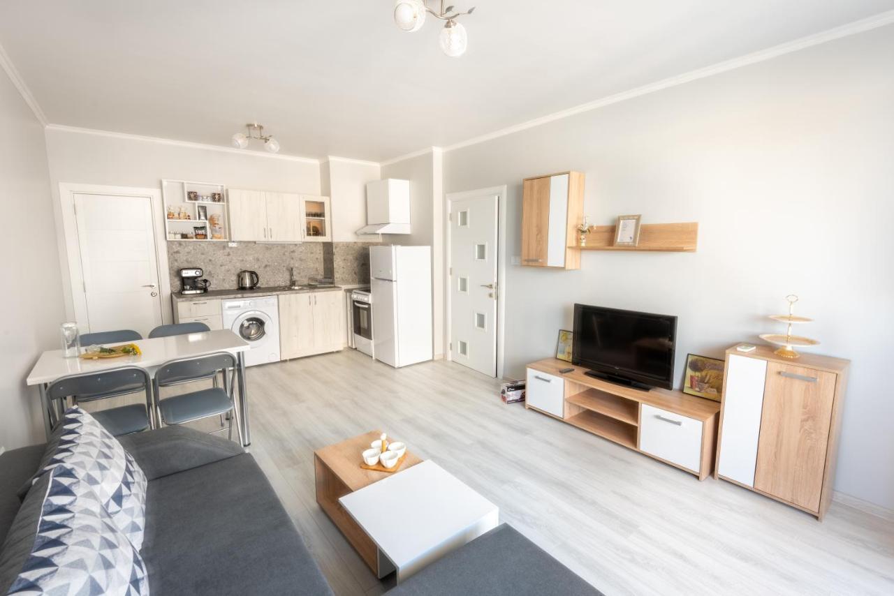 Lovely 1Bed Apartment For 4 Guests & Free Parking Plovdiv Ngoại thất bức ảnh